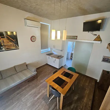 Apartamento Comfortable Near Old Town Center *